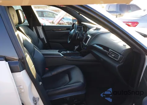 2020 Maserati Levante S z USA, uszkodzony, nr VIN ZN661YUA4LX344742